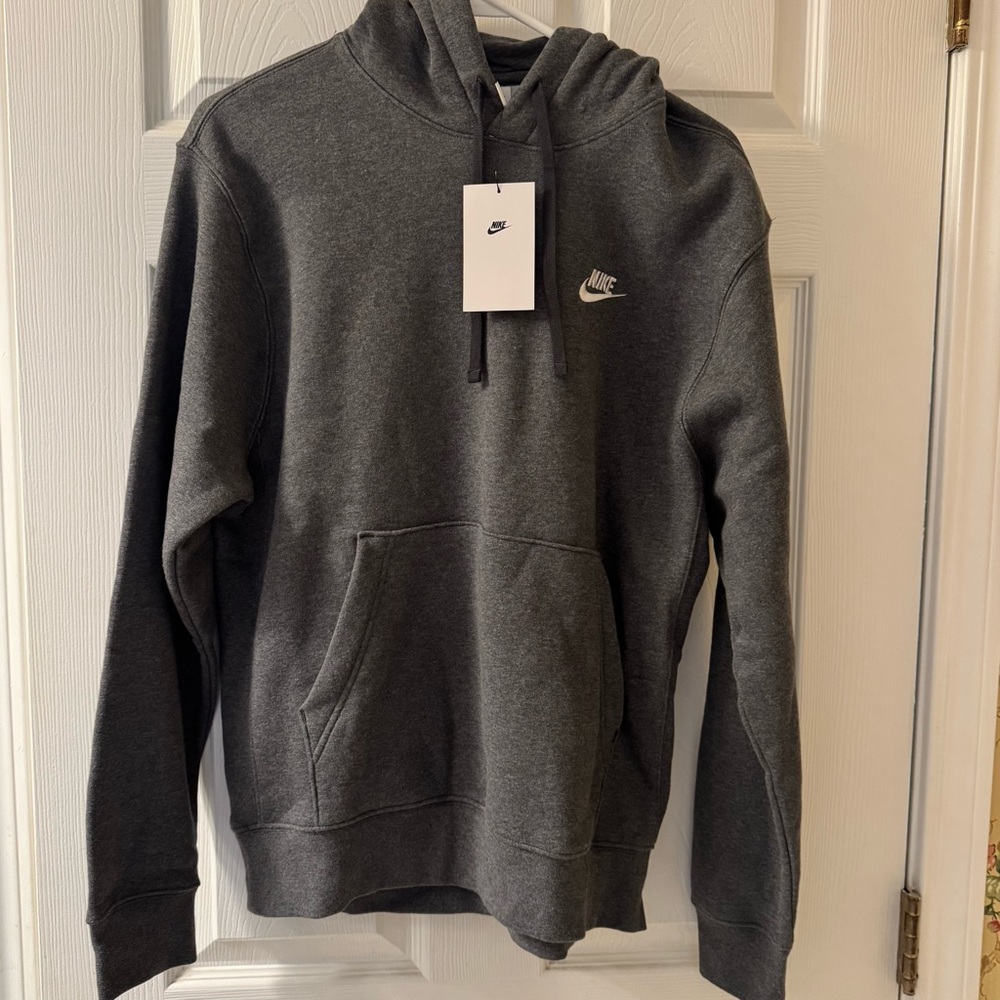 Brand NEW Men’s Nike Gray Hoodie Size Small